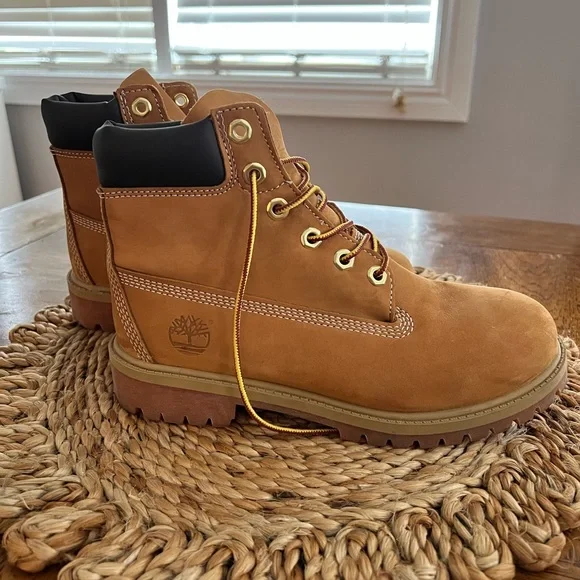 Timberland ブーツ 箱無し Timberland | Shoes | Timberland Boots Brand New Without The Box